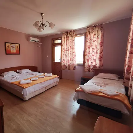 Pensionat Radostina *