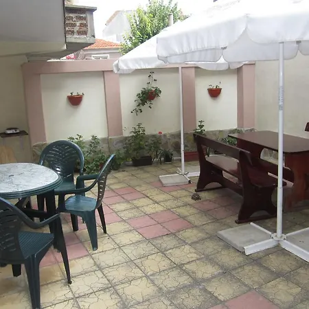 Guest house Radostina *